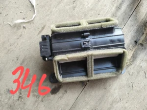 повітропровід заднього ряду